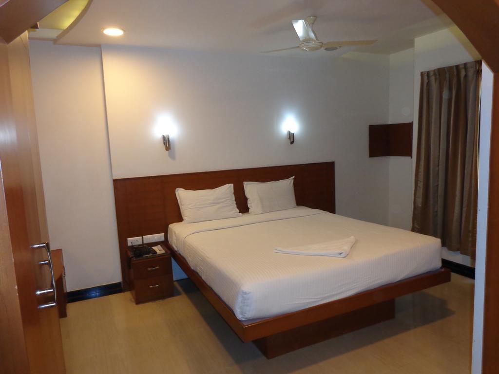 Sanu International Hotel Nāmakkal Cameră foto